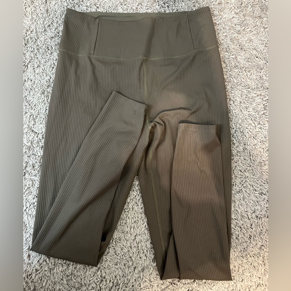 Girlfriend Collective Olive Green Ribbed Leggings | Size L